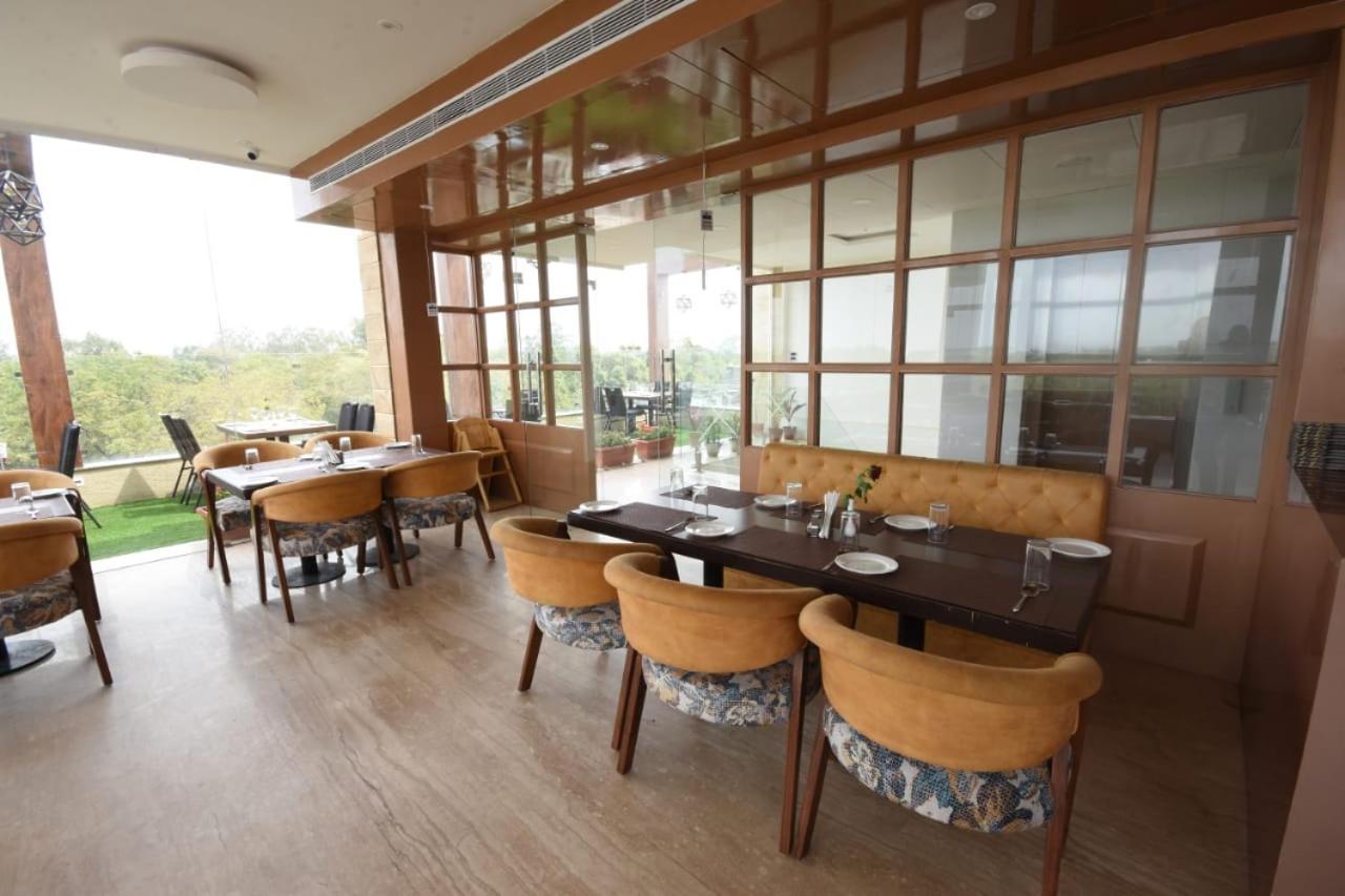 The Moziac Hotel Gwalior Luaran gambar